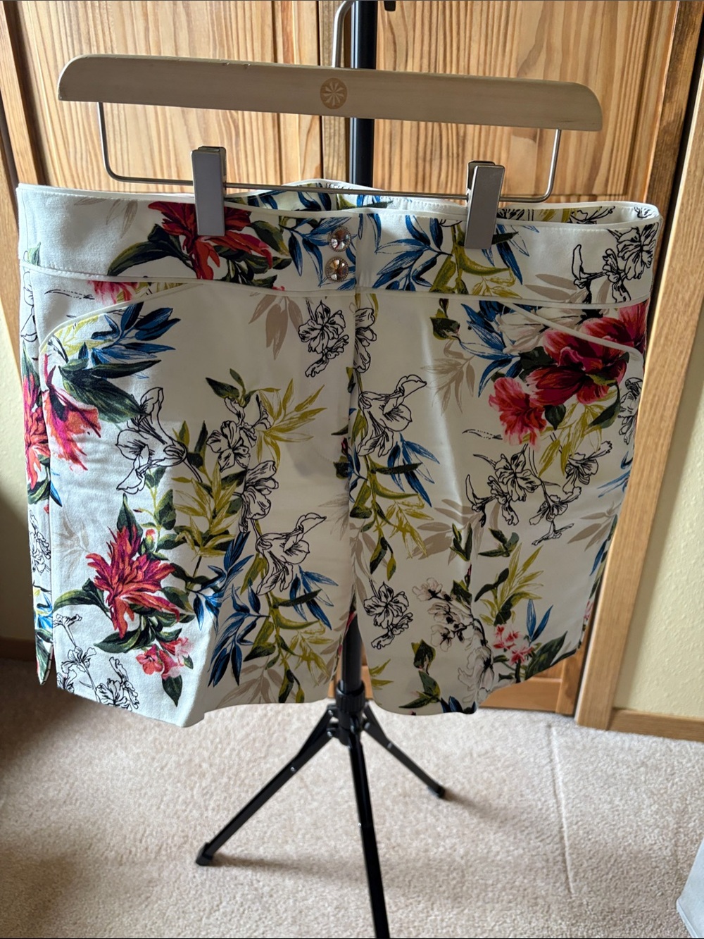 White House Black Market White Floral Print Shorts